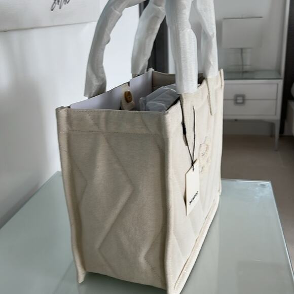 NWT $320 SANDRO Kabash quilted tote bag ecru / white - Picture 8 of 14